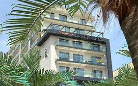 Signature Promenada Hotel-Apartments 2